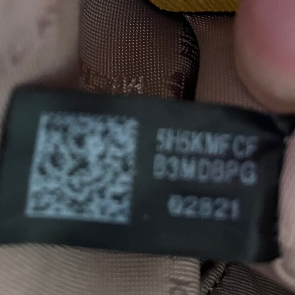 EUC Michael Kors Large Saffiano Leather Satchel - Picture 13 of 13